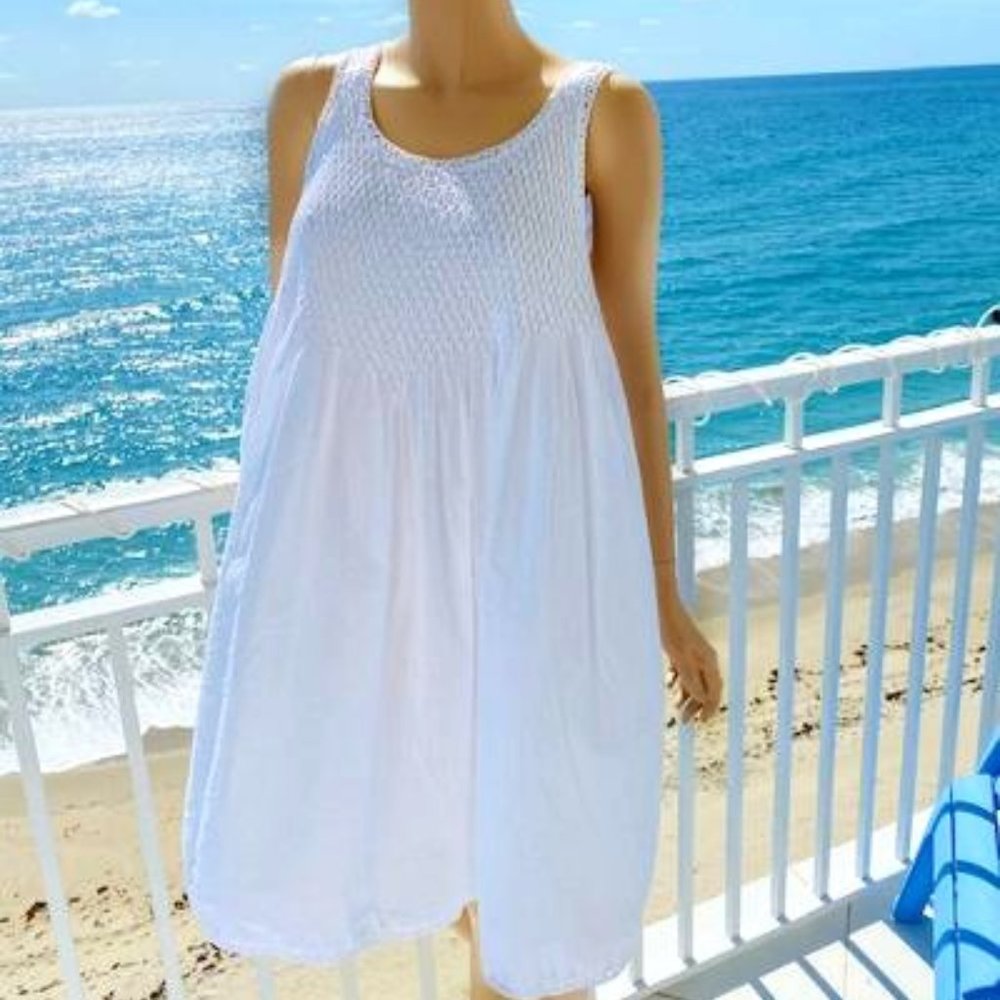 SMOCKED COASTAL COTTON GOWN